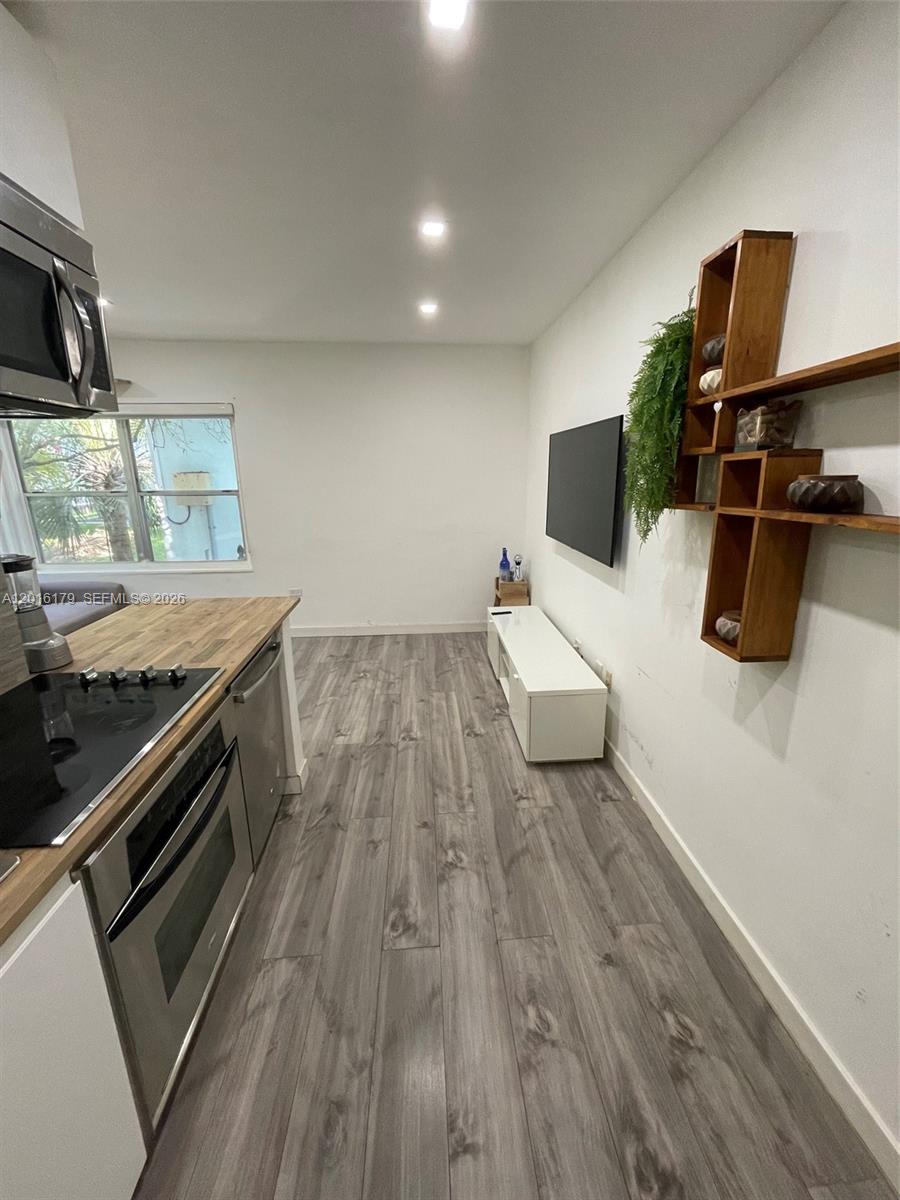 Property photo # 4