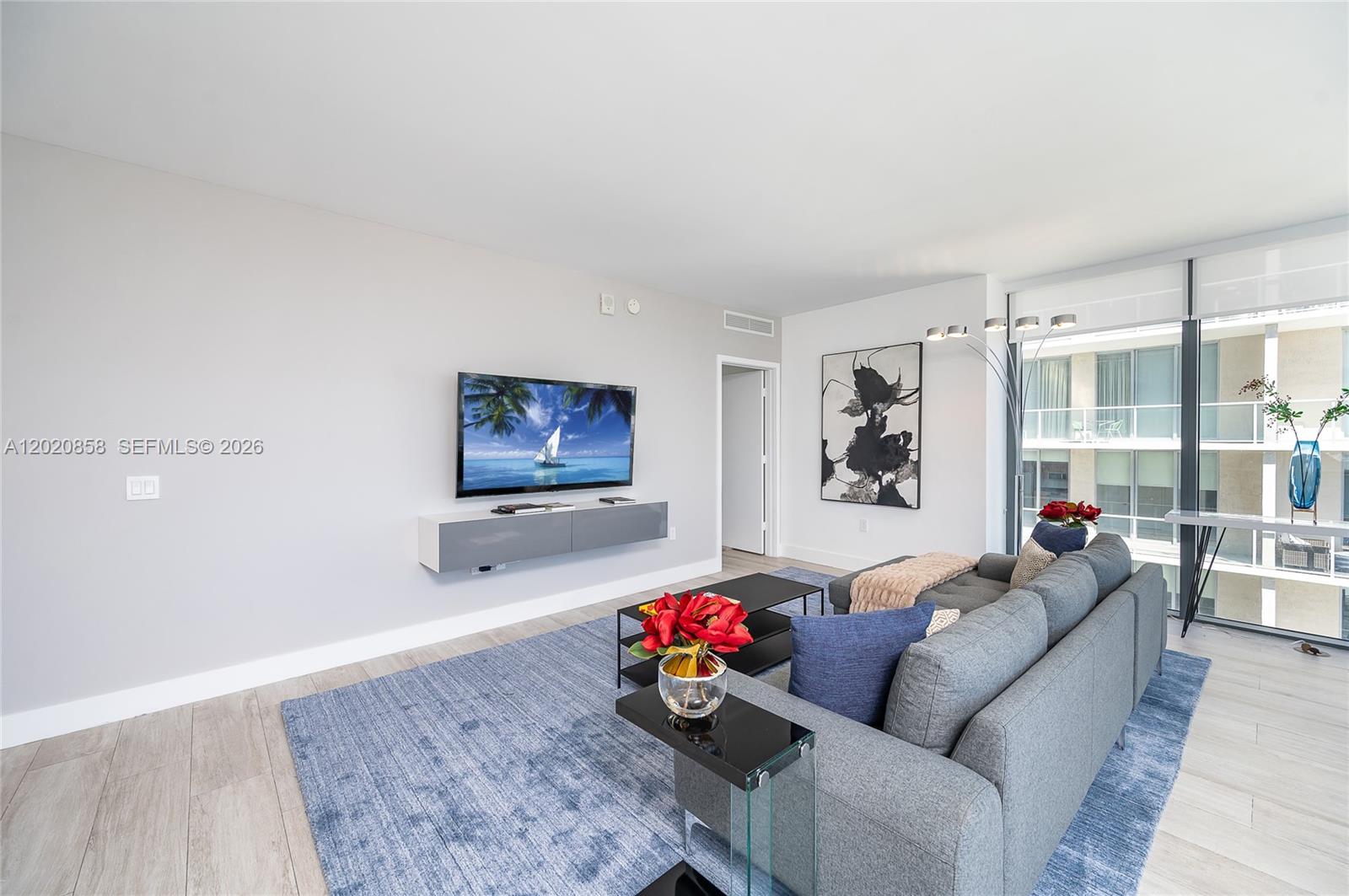 Property photo # 8