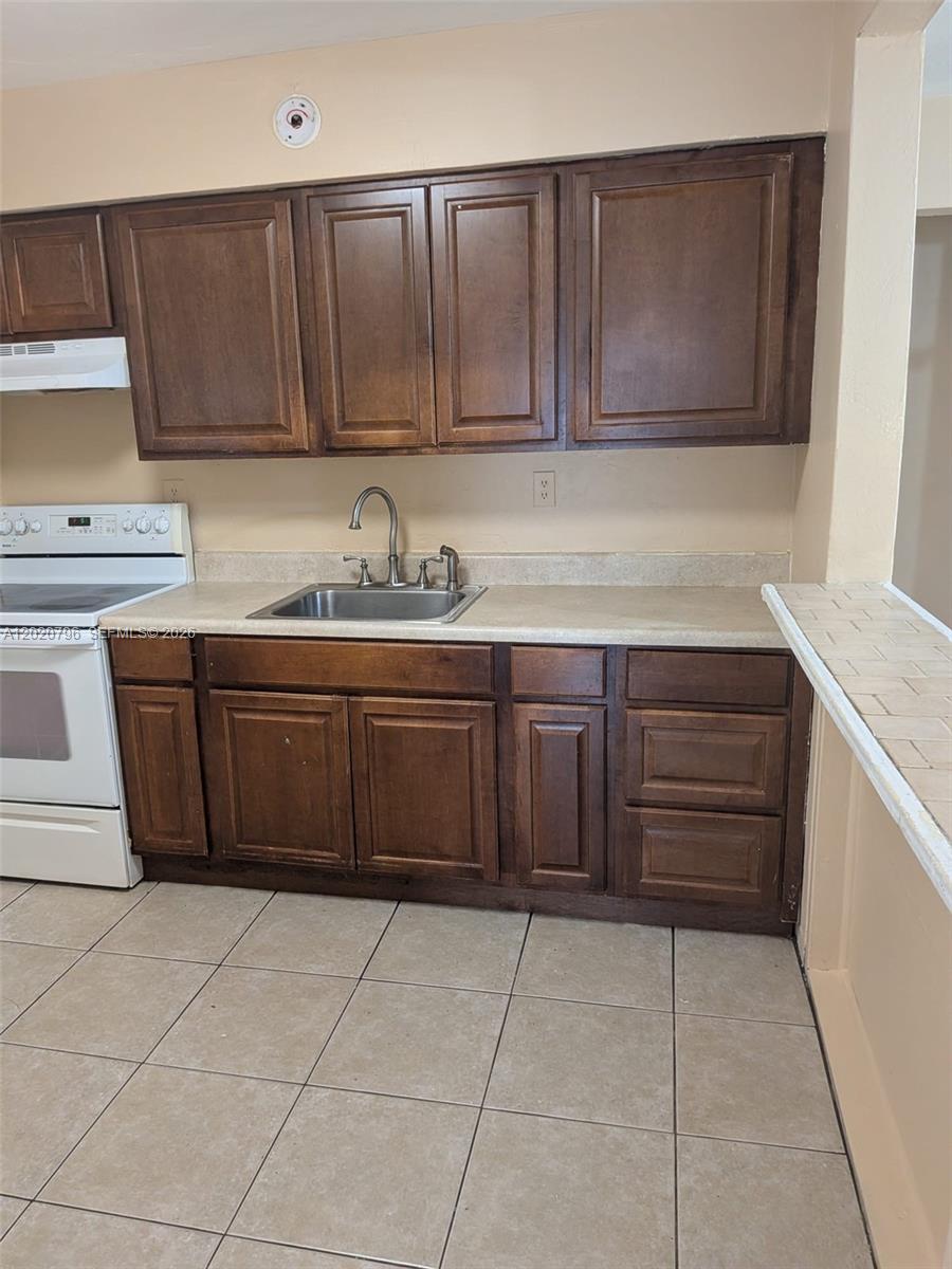 Property photo # 2