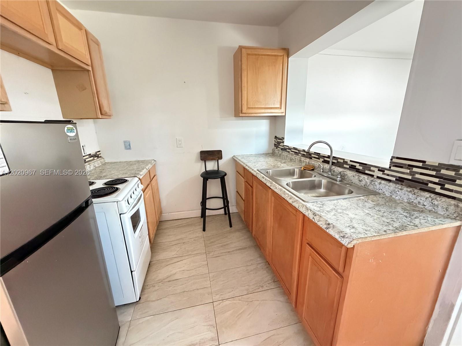 Property photo # 3