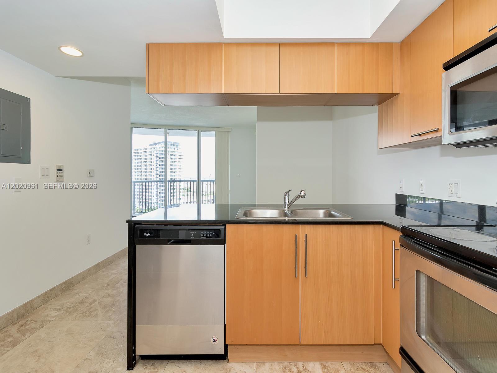 Property photo # 6