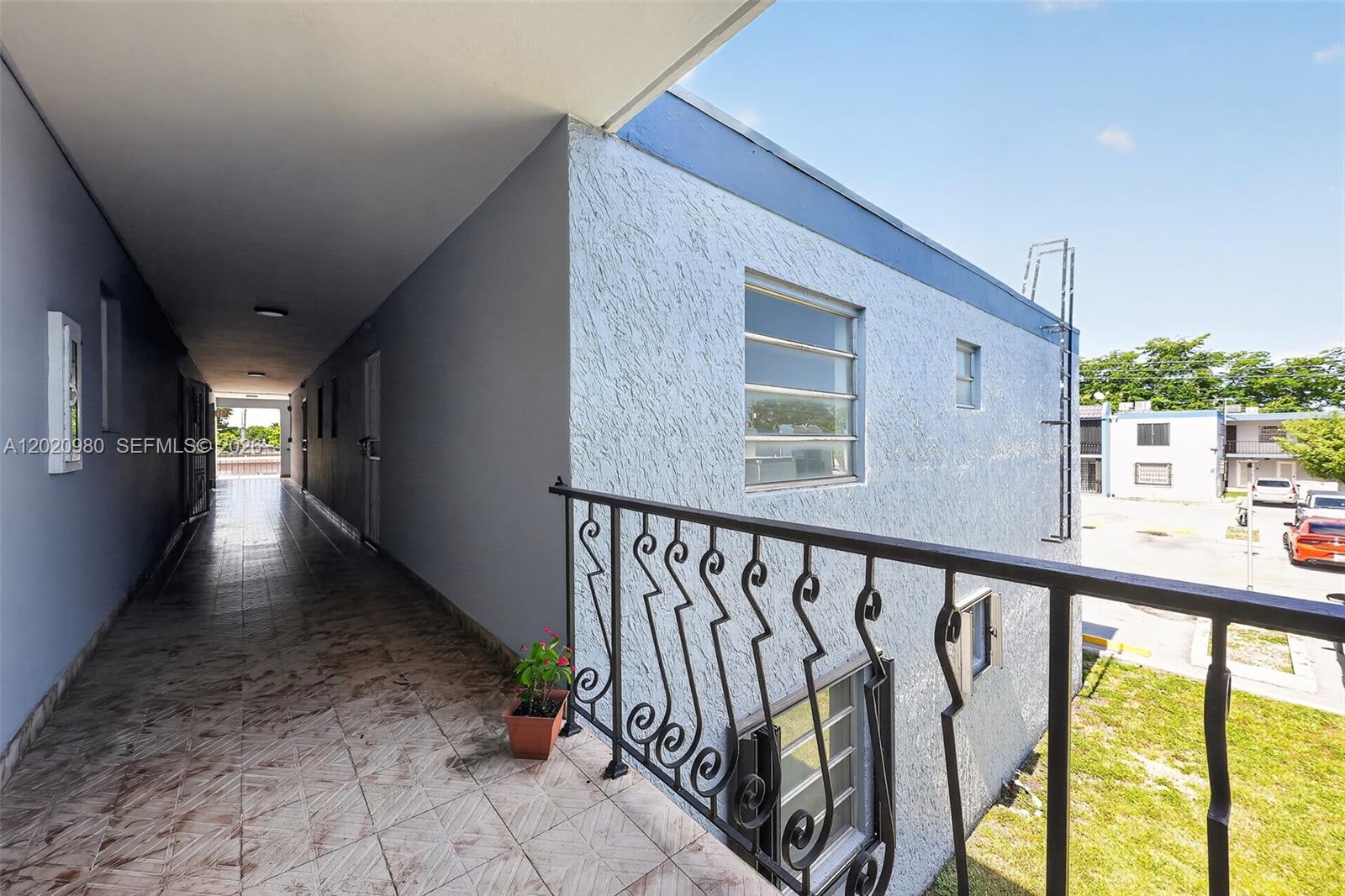 Homes for sale in Miami, FL | 145 Sw 30th Ct #B208, Miami, FL 33135 | MLS# A12020980