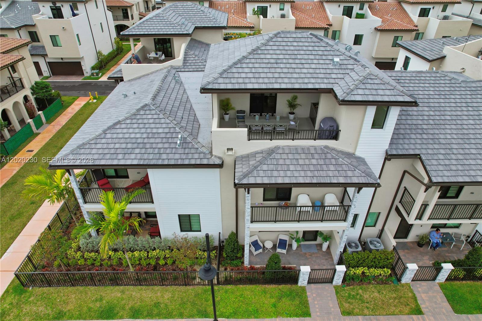 Property photo # 9