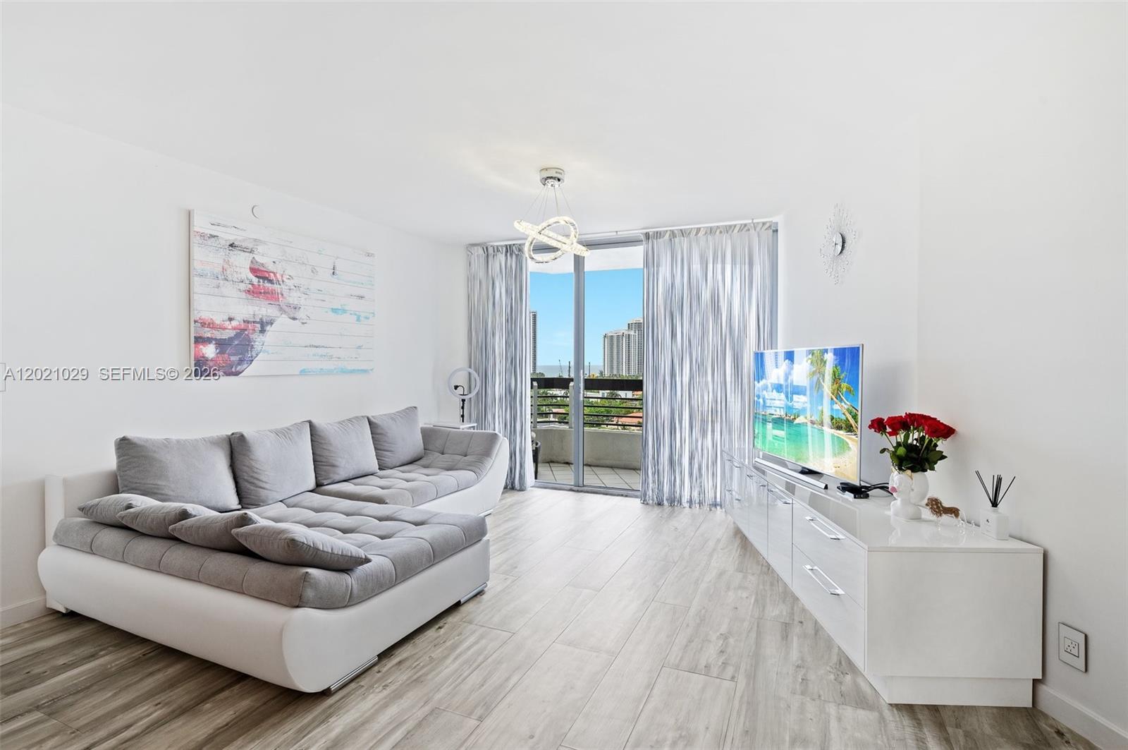 Property photo # 8