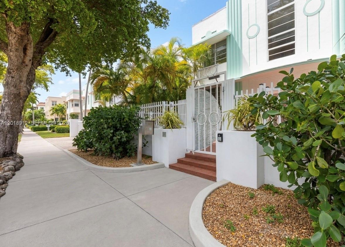 Property photo # 0