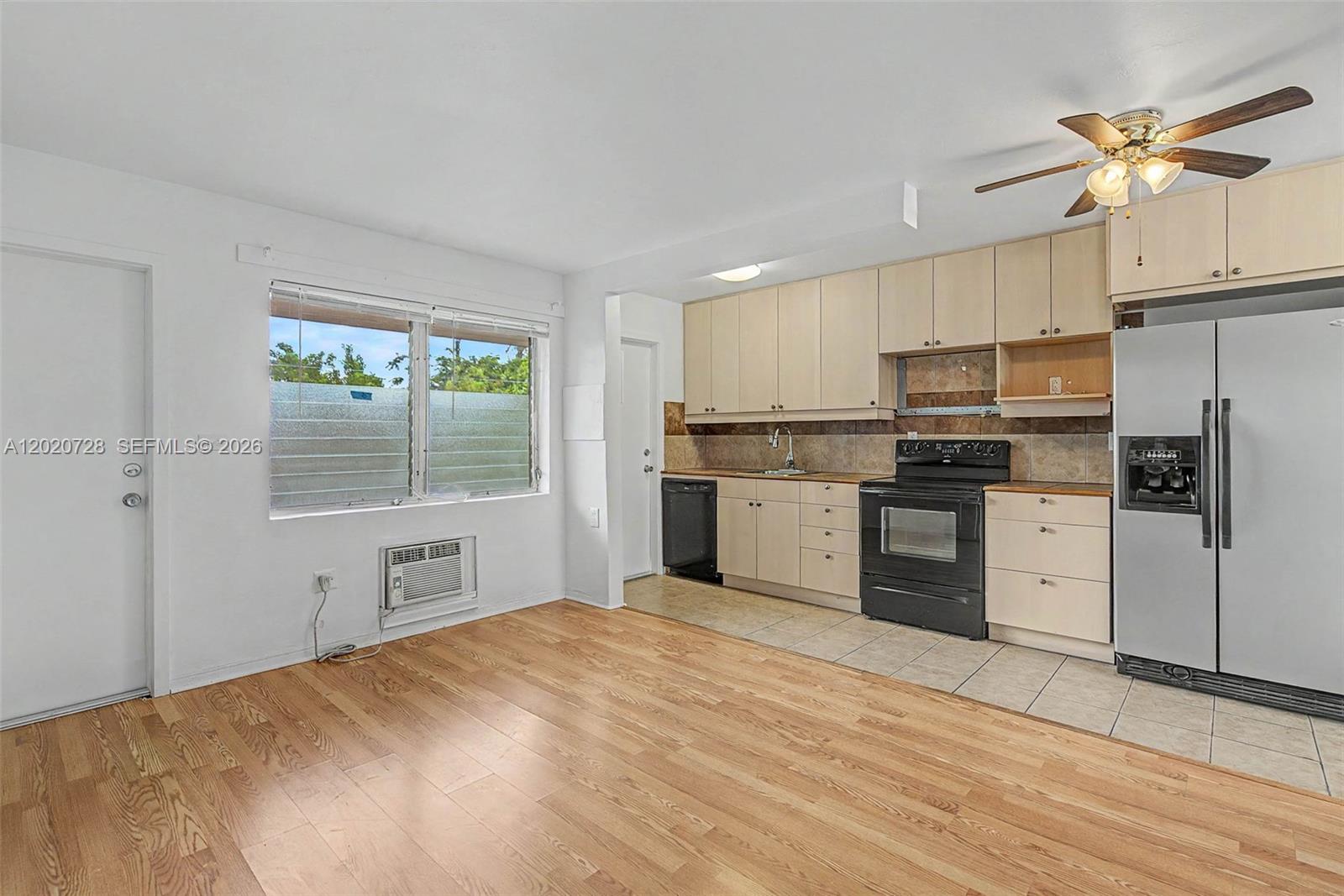 Property photo # 0