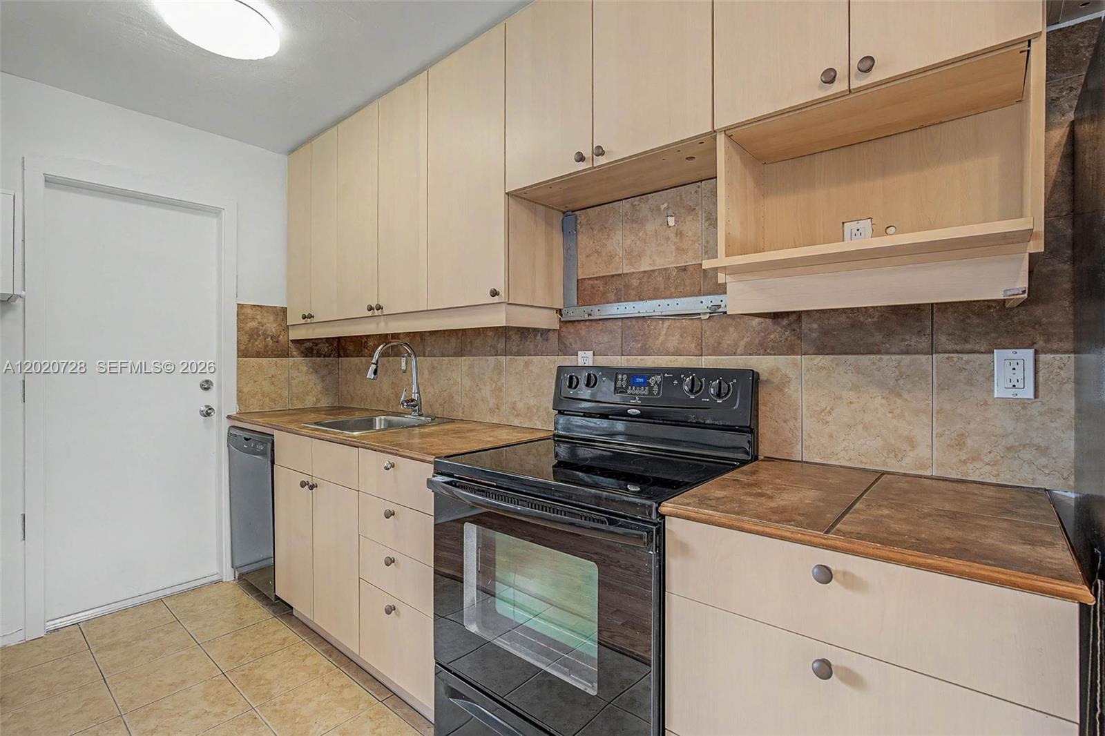 Property photo # 3