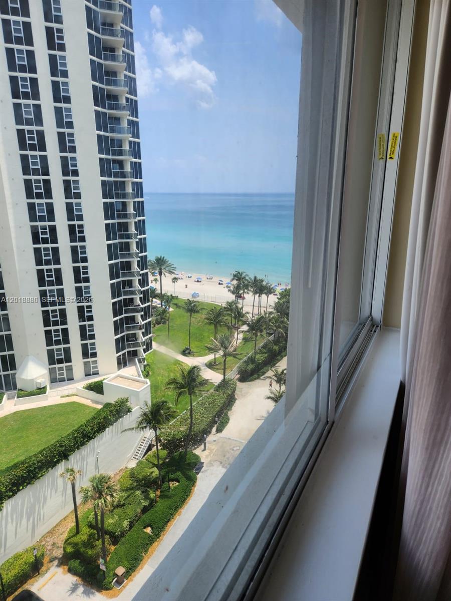 The Aventura Beach Club C