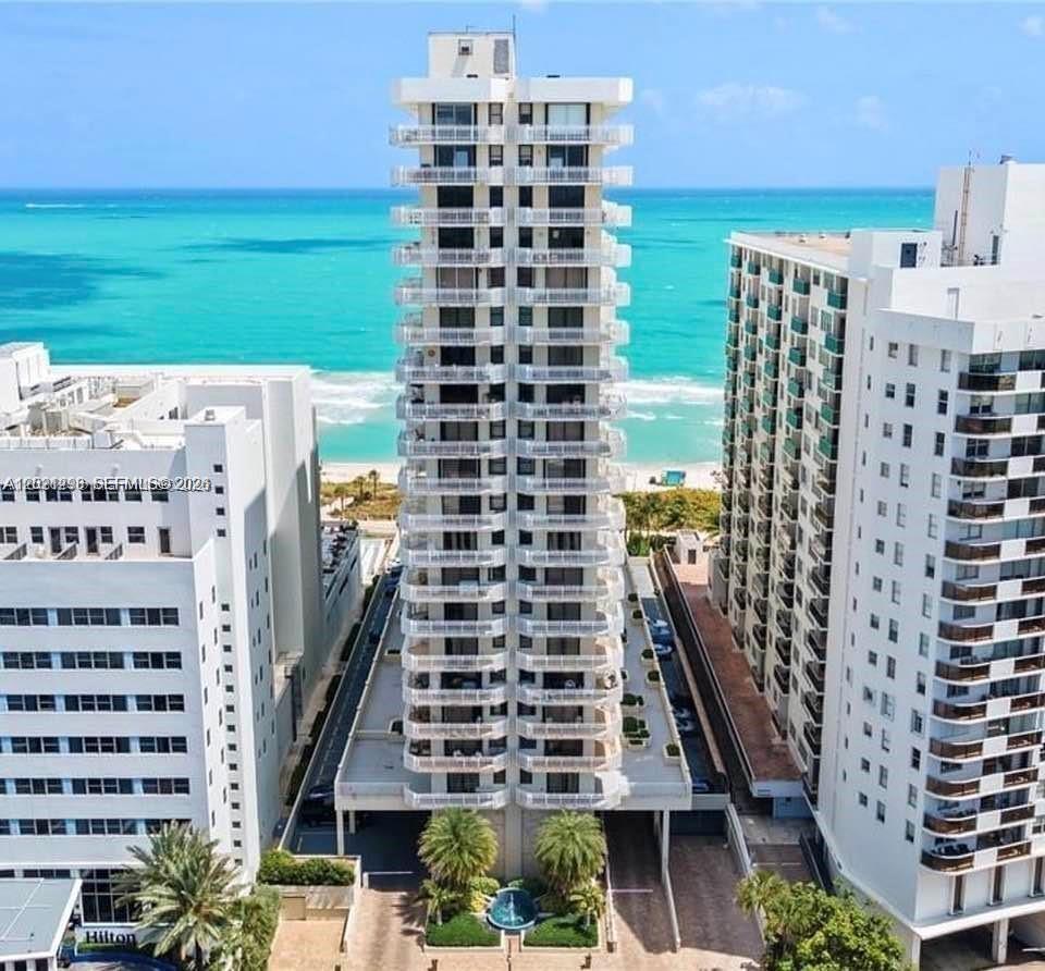 Le Trianon Condo