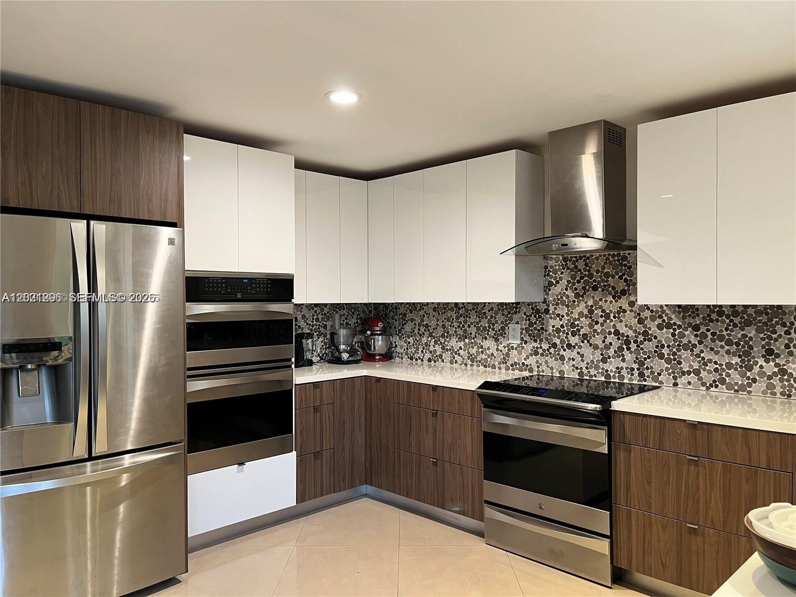 Property photo # 2