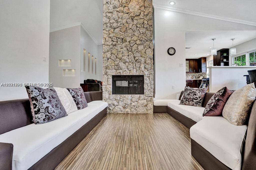 Property photo # 7
