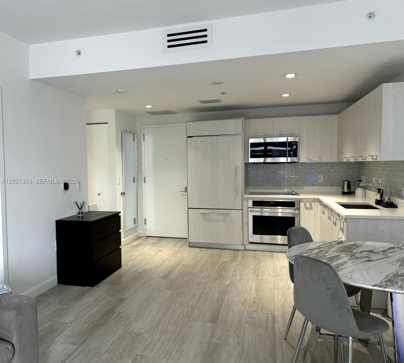 Property photo # 8