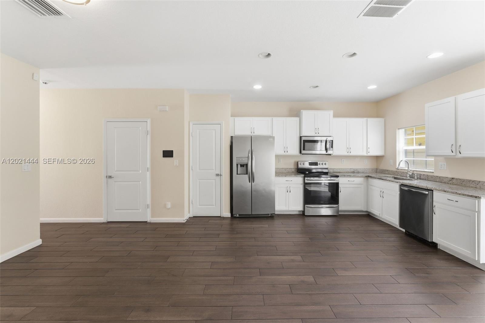 Property photo # 7