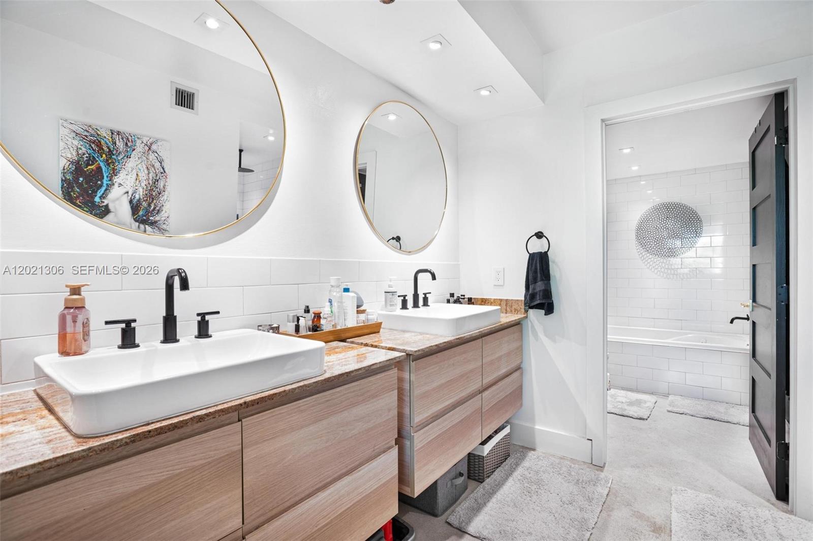 Property photo # 8