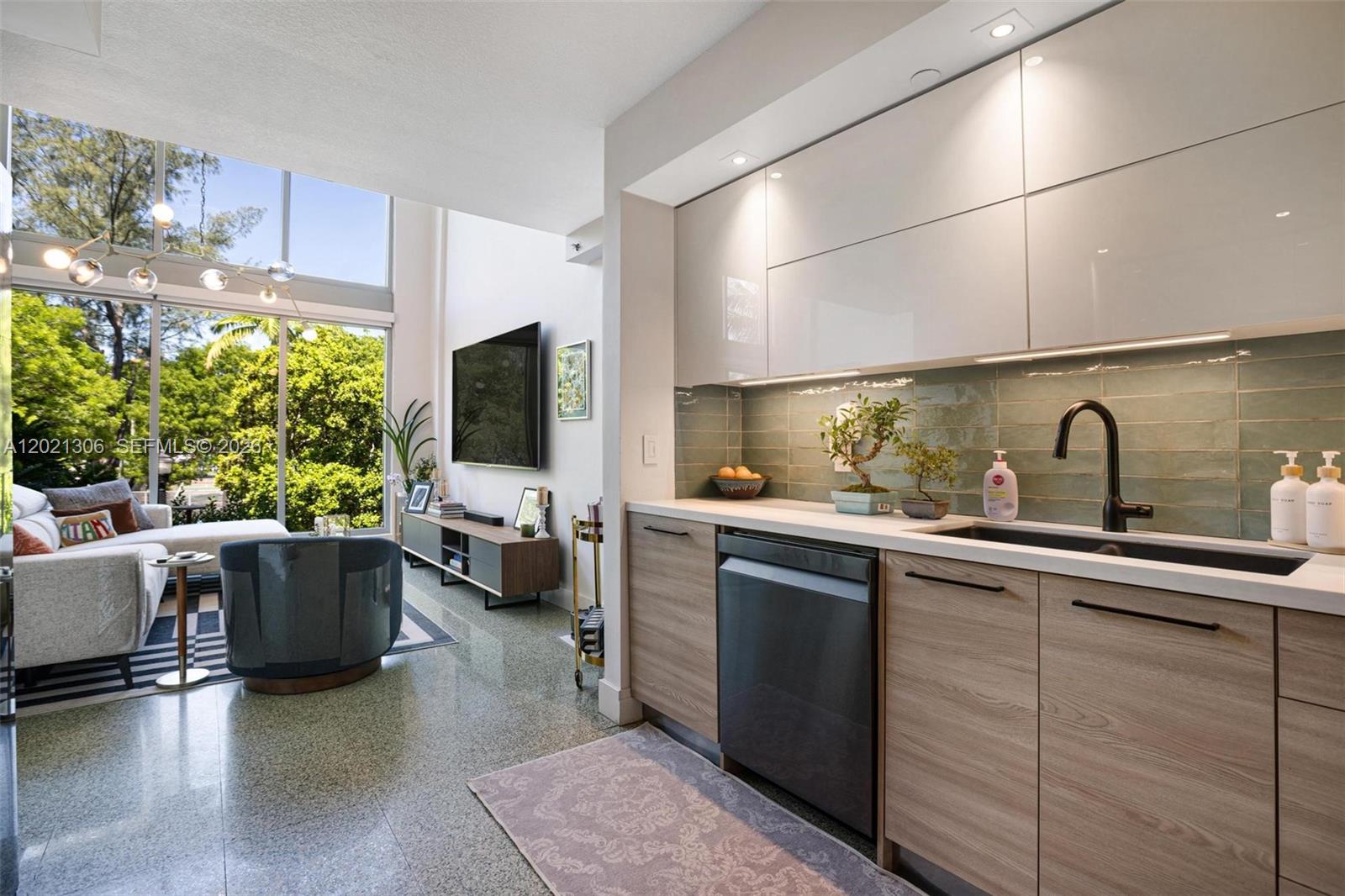 Property photo # 6