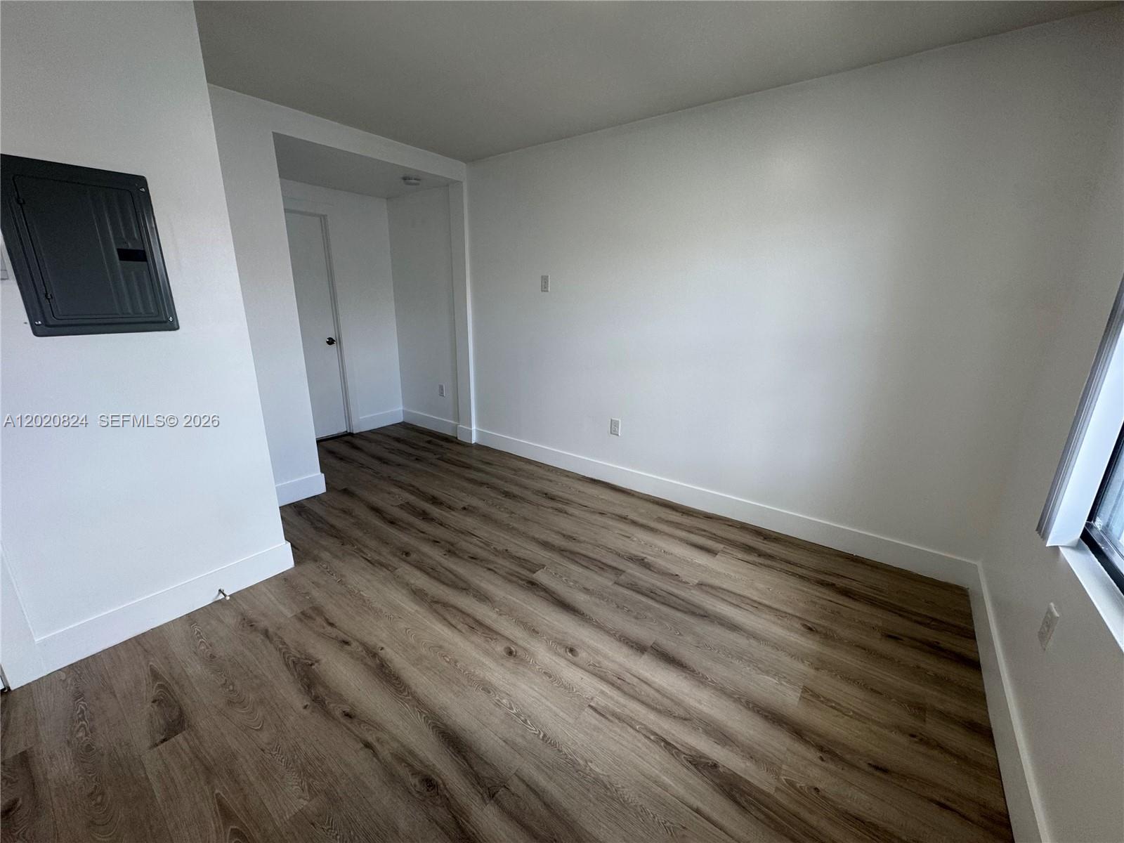 Property photo # 4