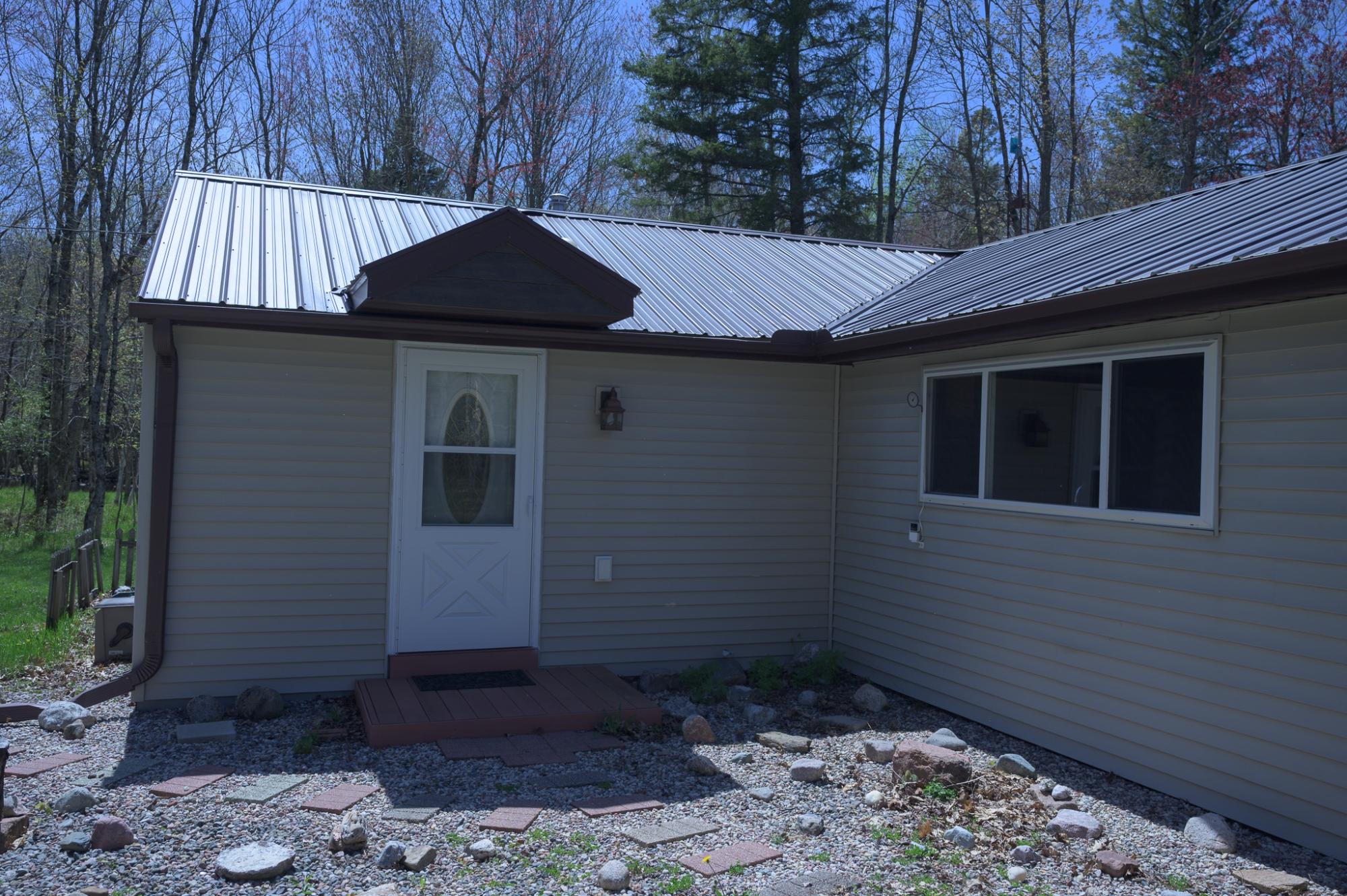 River Property Property 743 Woodlawn Rd Photo 7