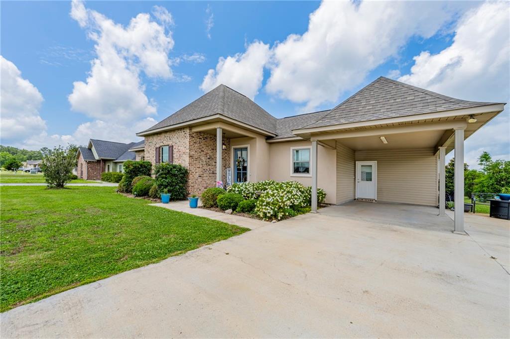 Photo 2 of Single family home for sale at 55101 Coyote Trl, Loranger, LA 70446 | MLS# 2558749 | Listing updated on 2026-09-11