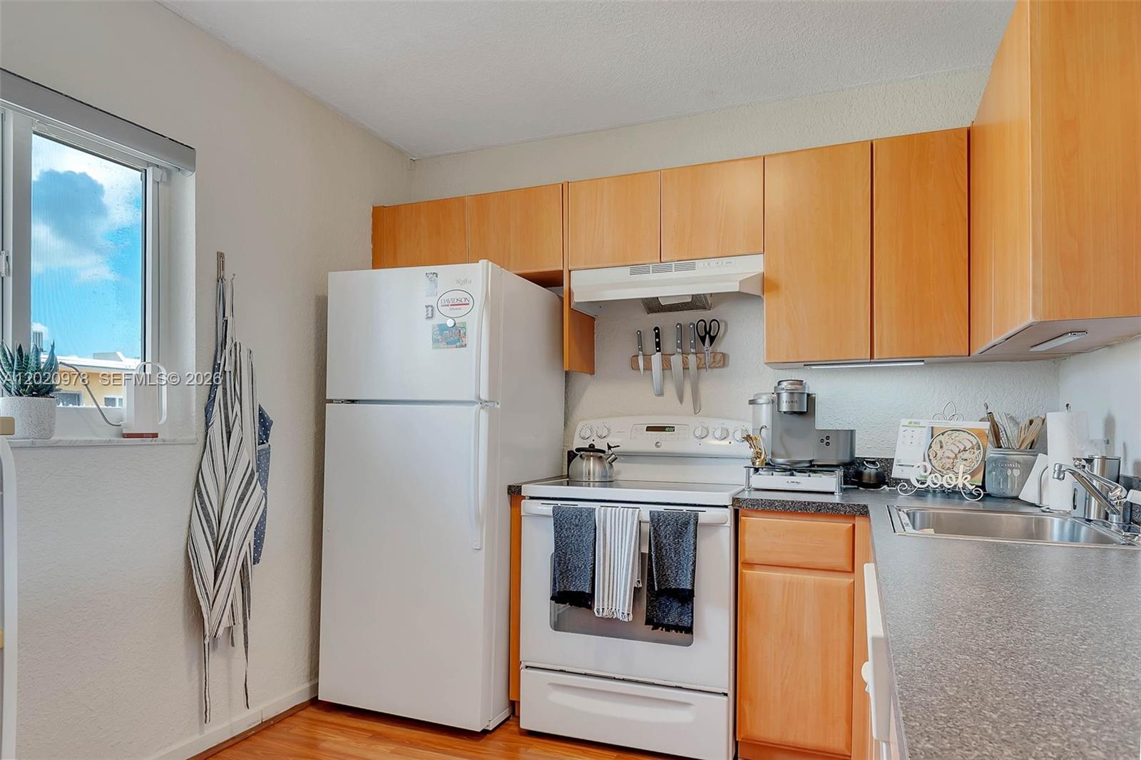 Property photo # 6