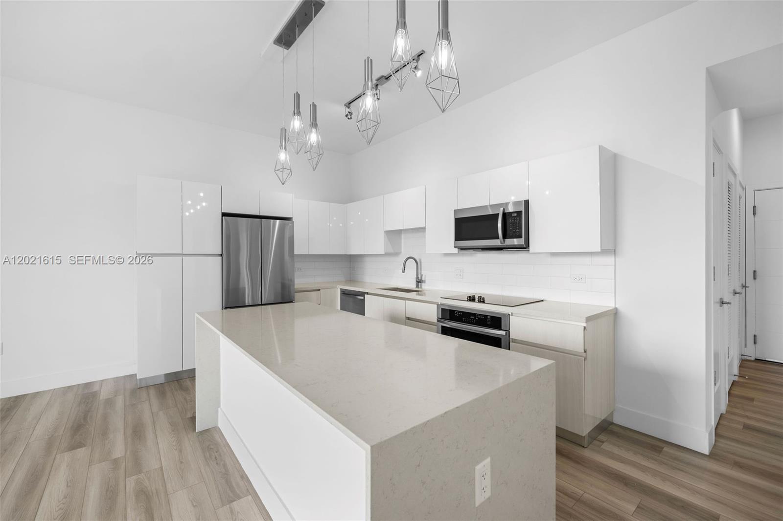 Property photo # 0
