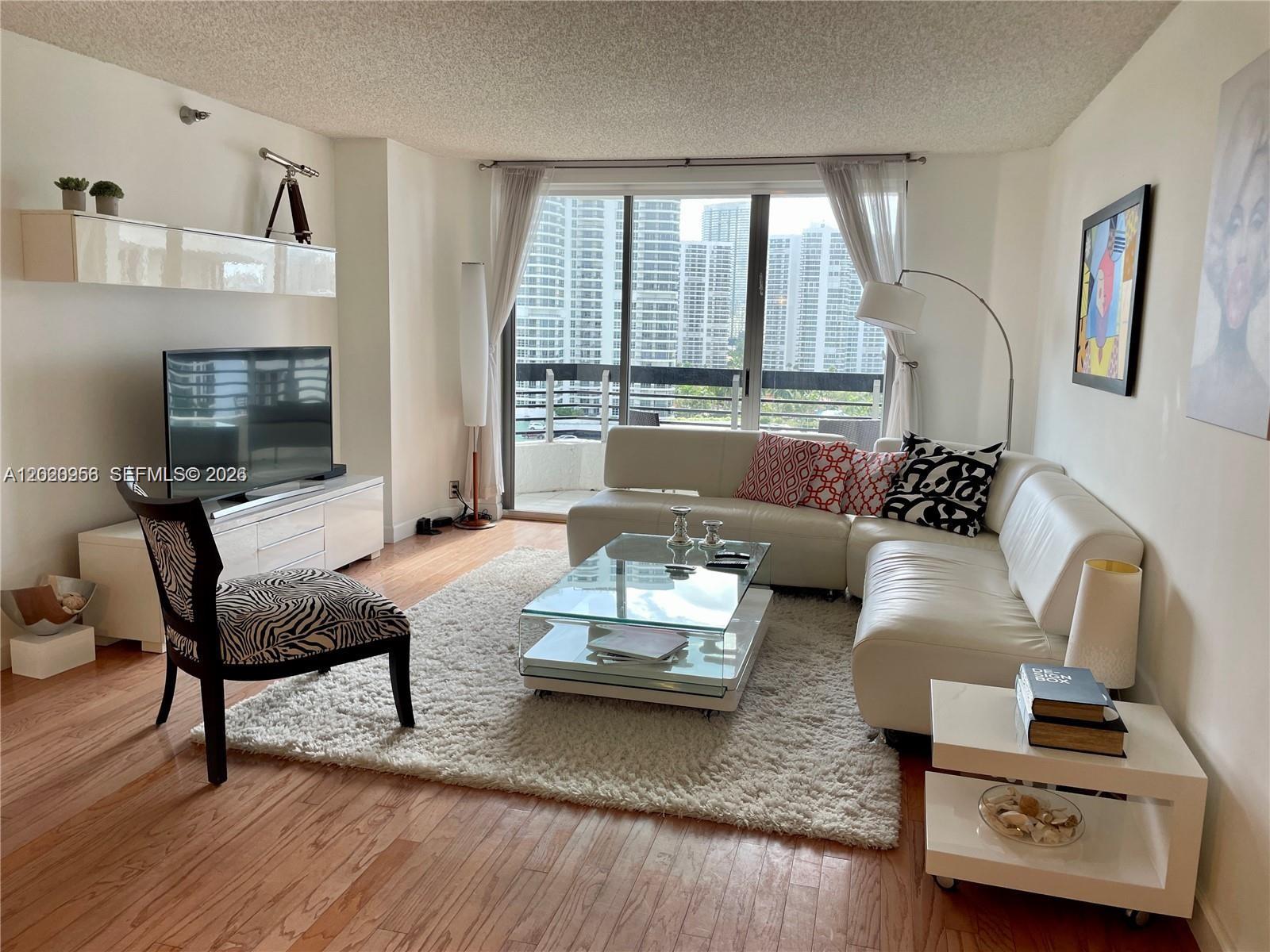Property photo # 6