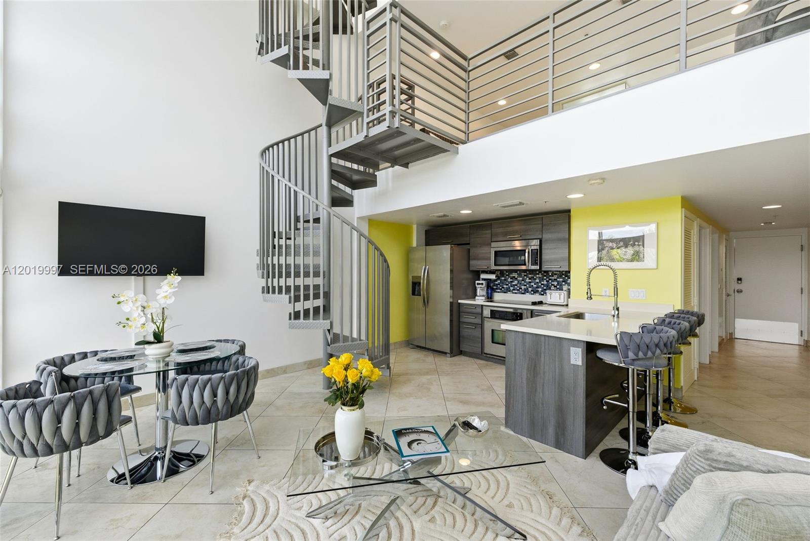 Property photo # 2