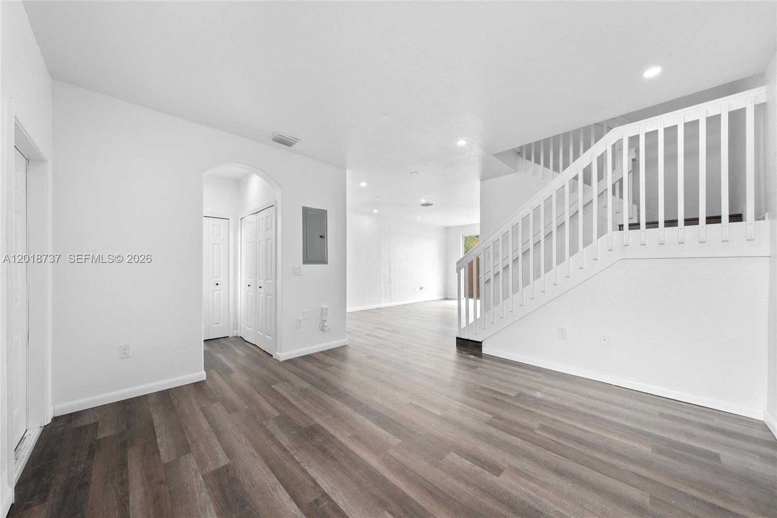 Shoma Townhomes At Keysco