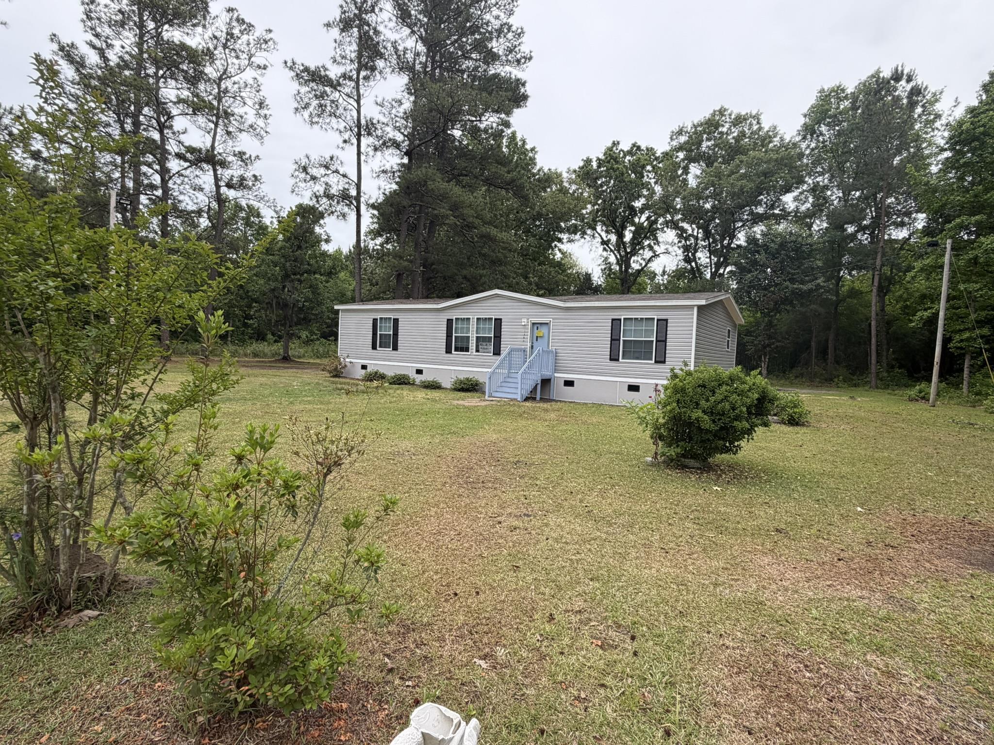 1389 Isabella Rd. Kingstree, SC 29556