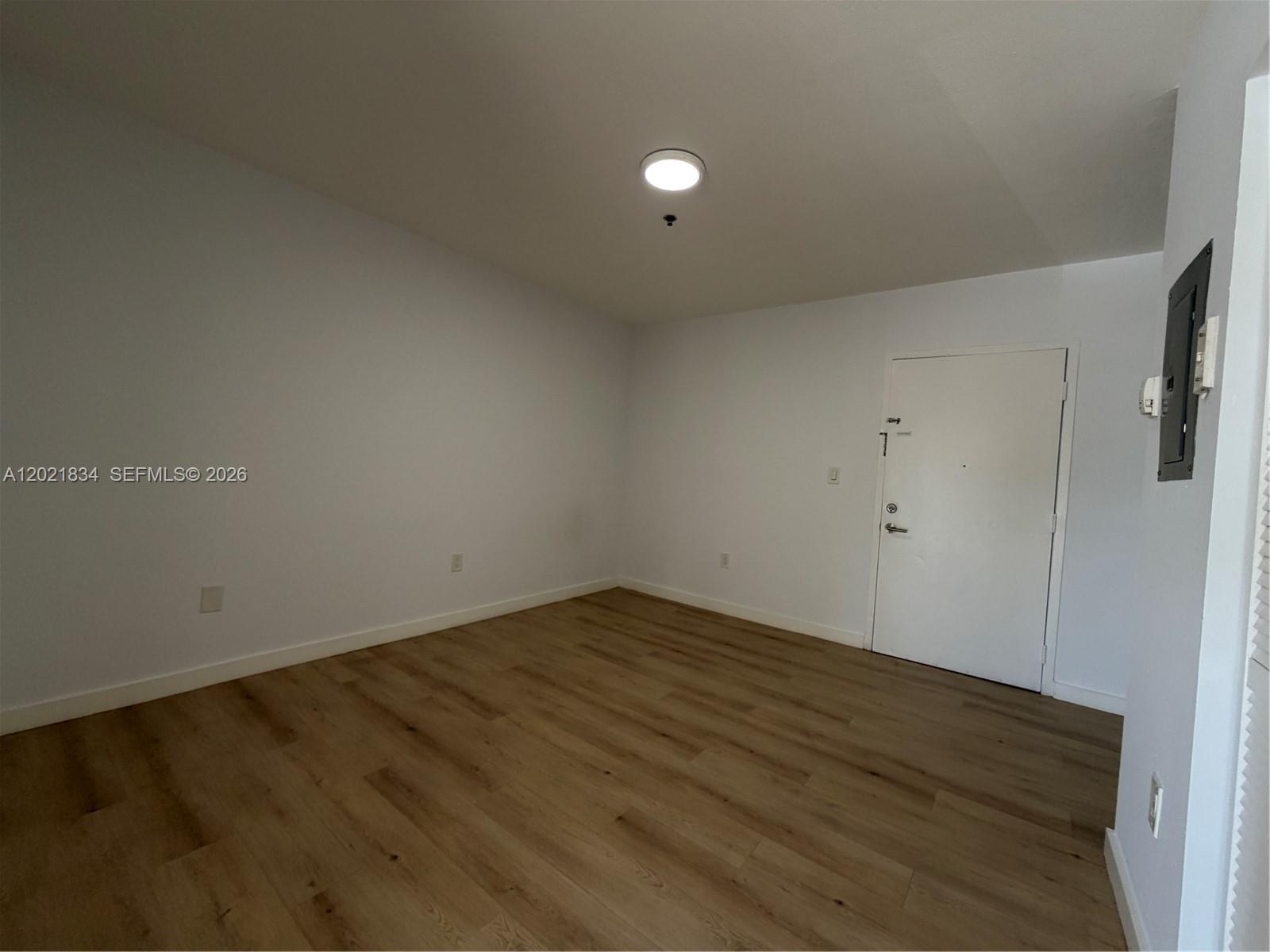 Property photo # 6