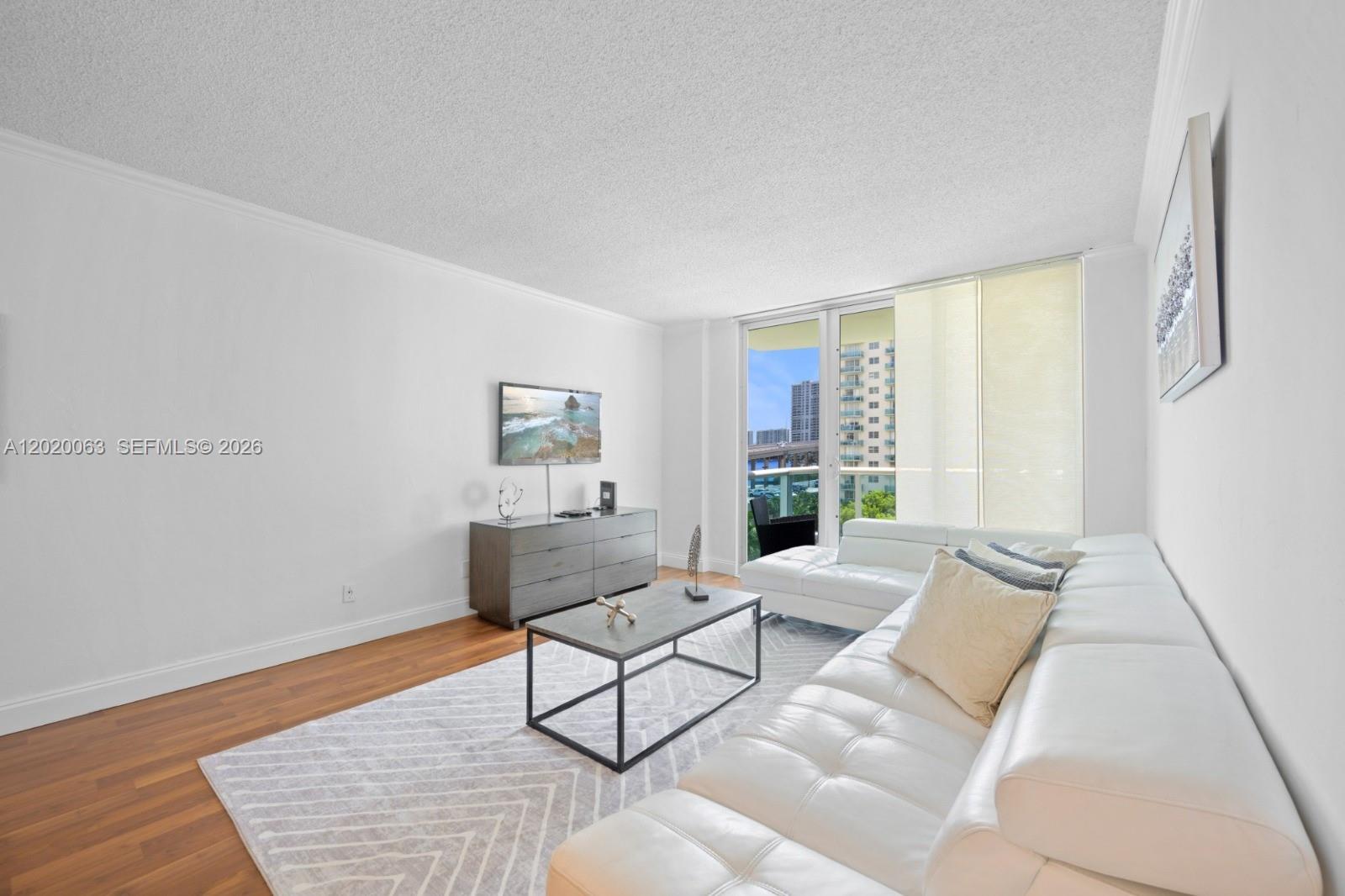 Property photo # 8