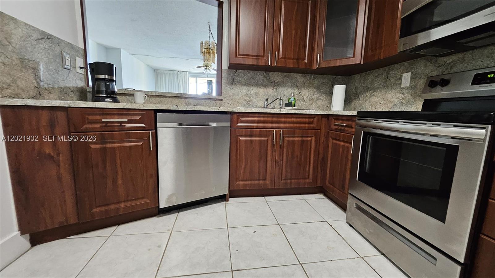 Property photo # 4