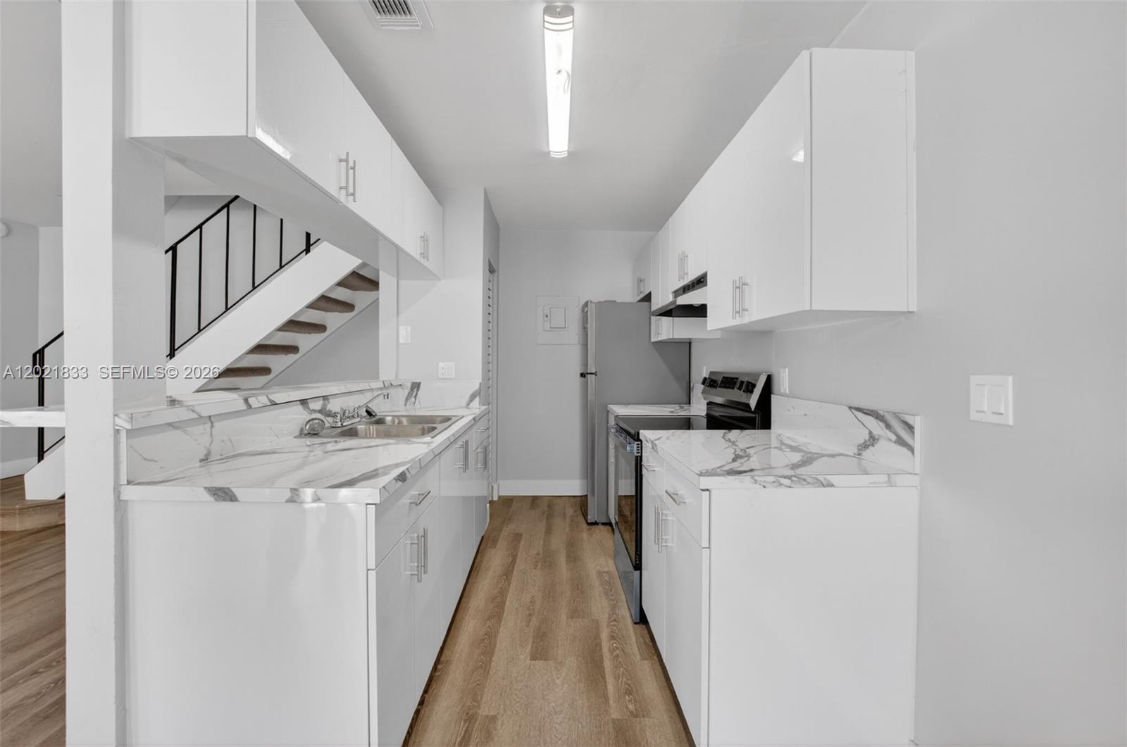 Property photo # 4