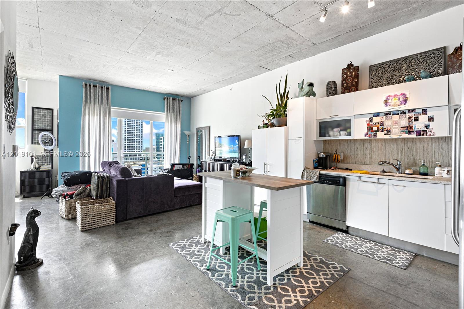 Property photo # 2