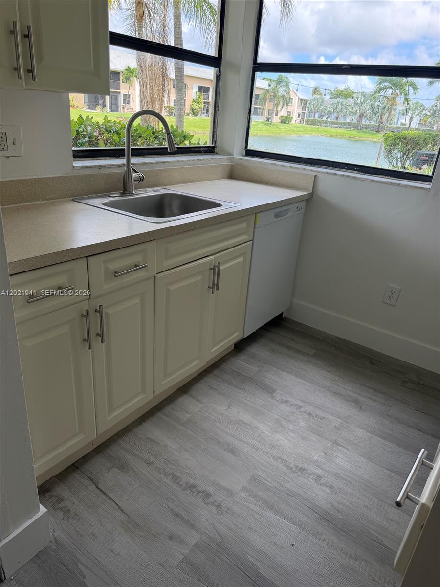 Property photo # 8