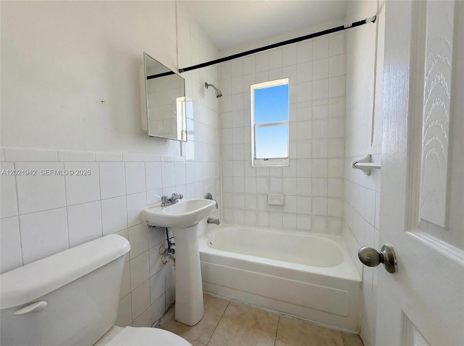 Property photo # 4