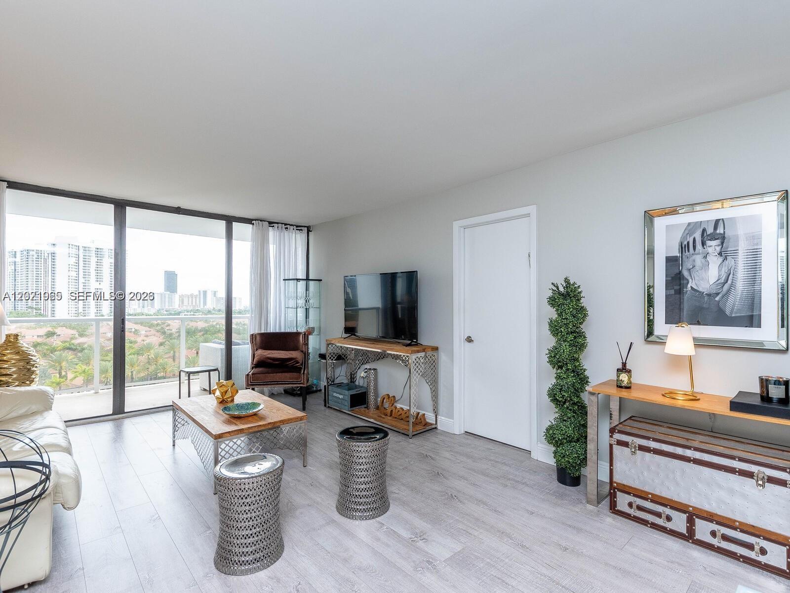 Property photo # 2