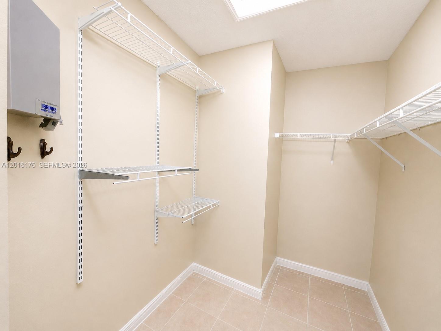 Property photo # 4