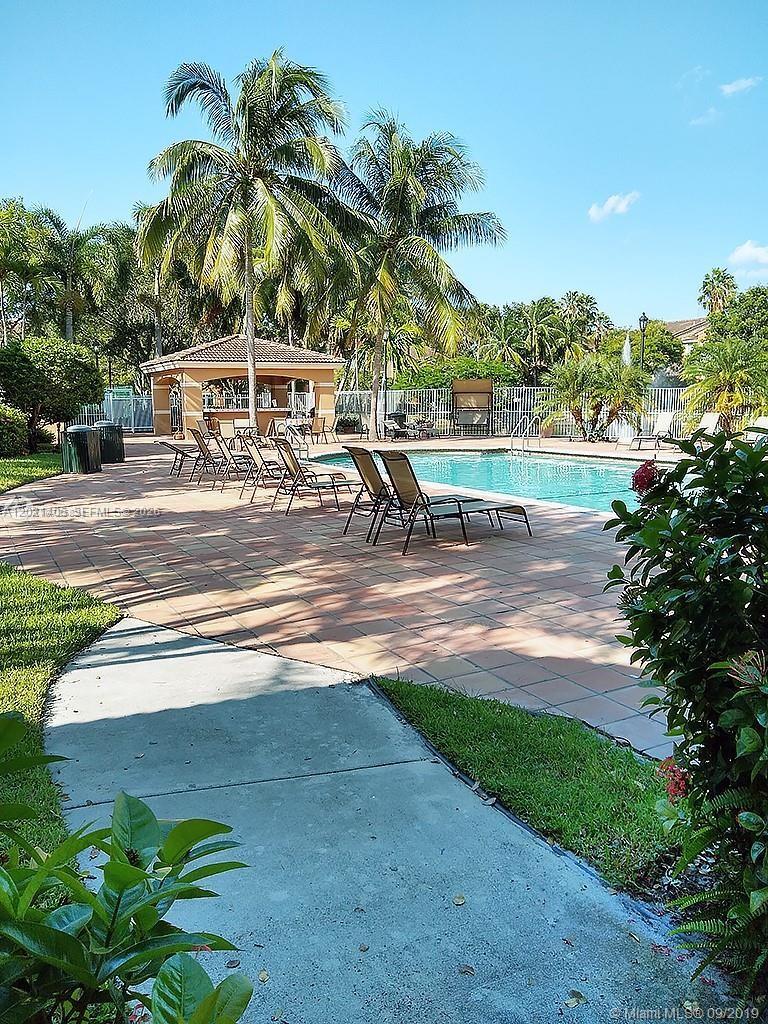 Riviera Palms Condo