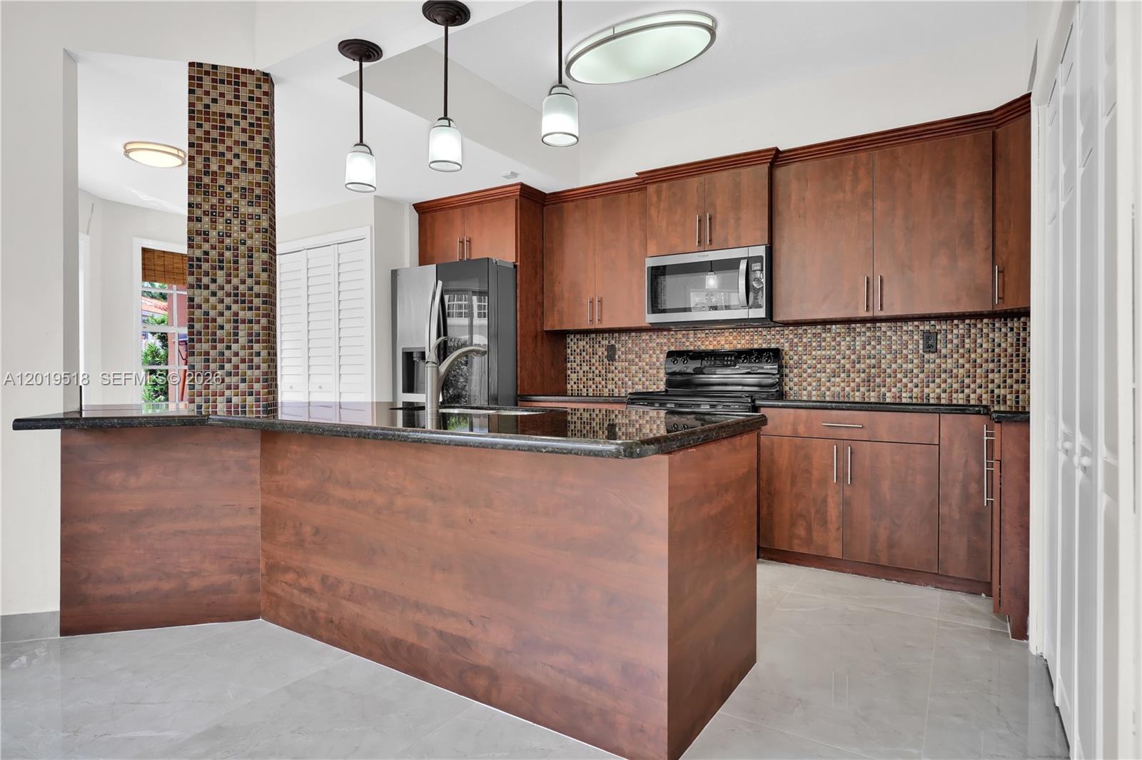 Property photo # 7