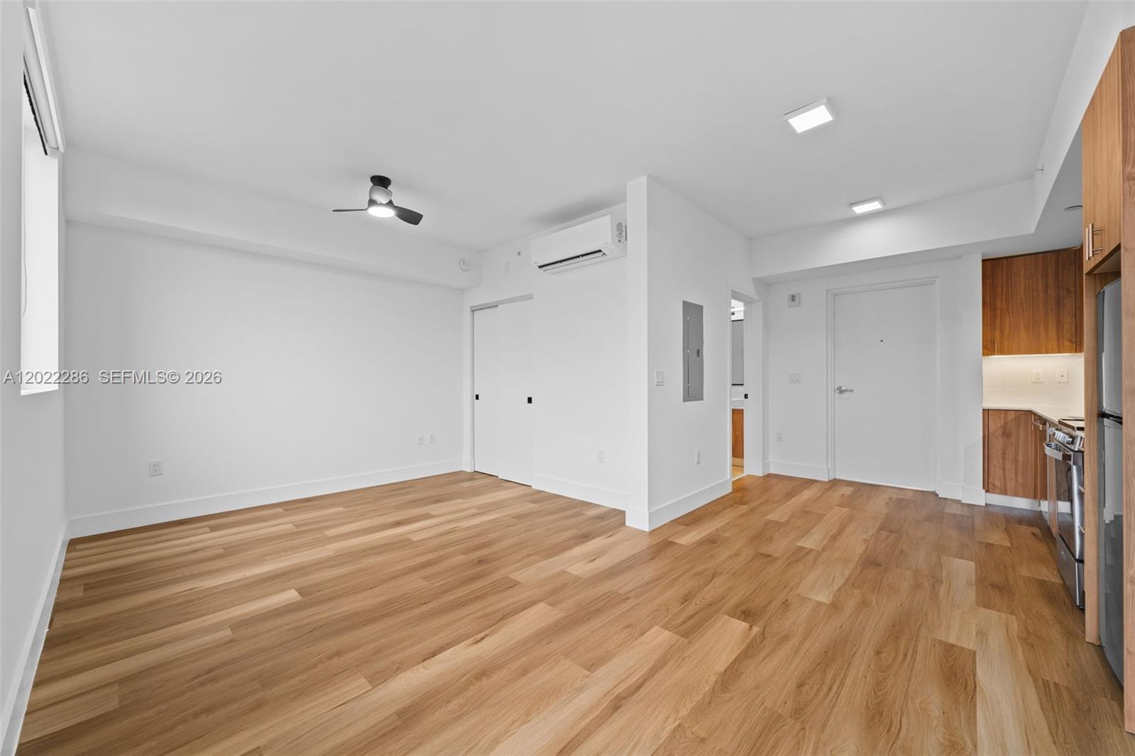Property photo # 4
