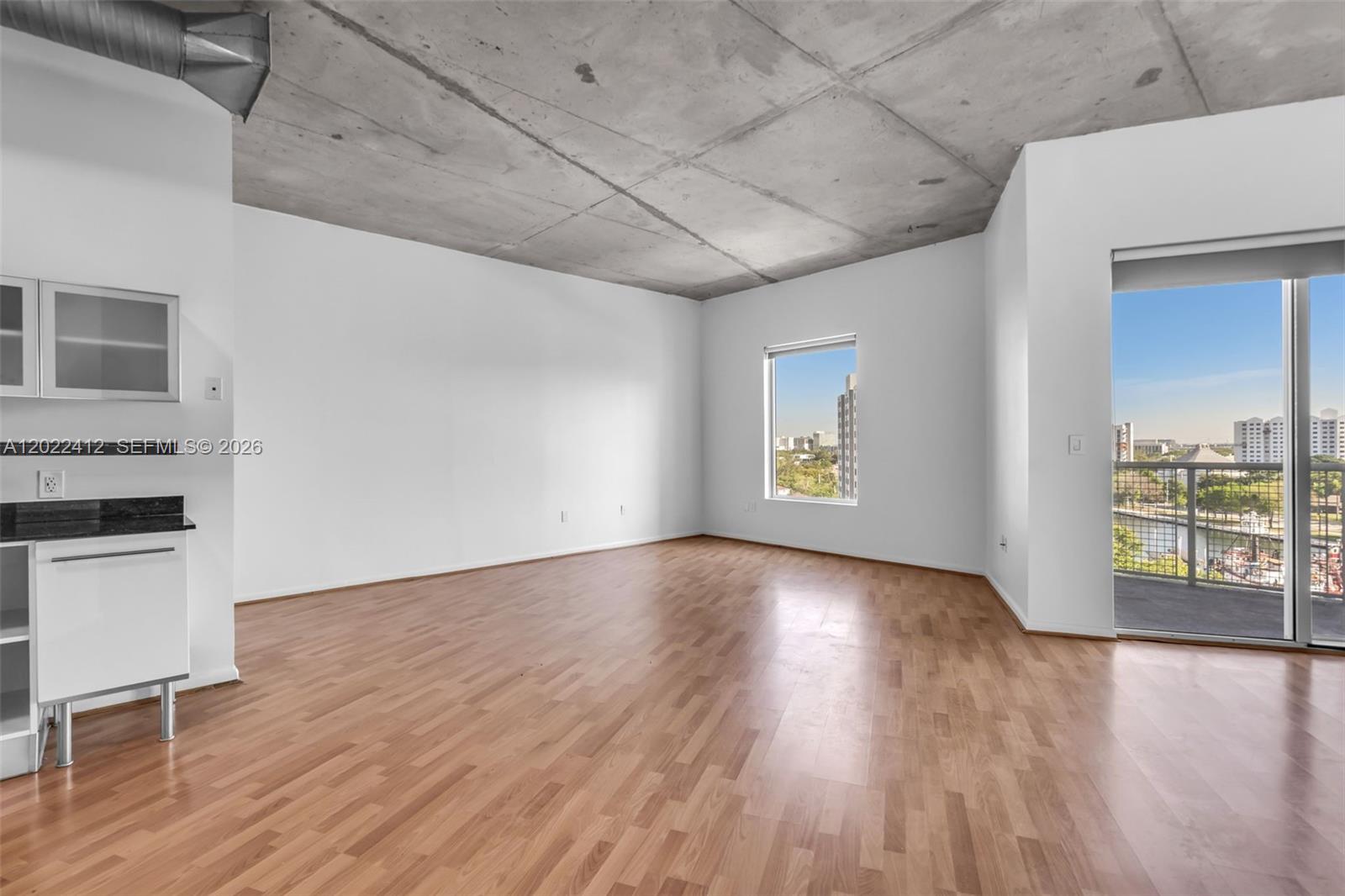 Property photo # 0