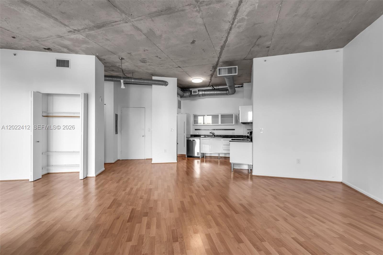 Property photo # 9