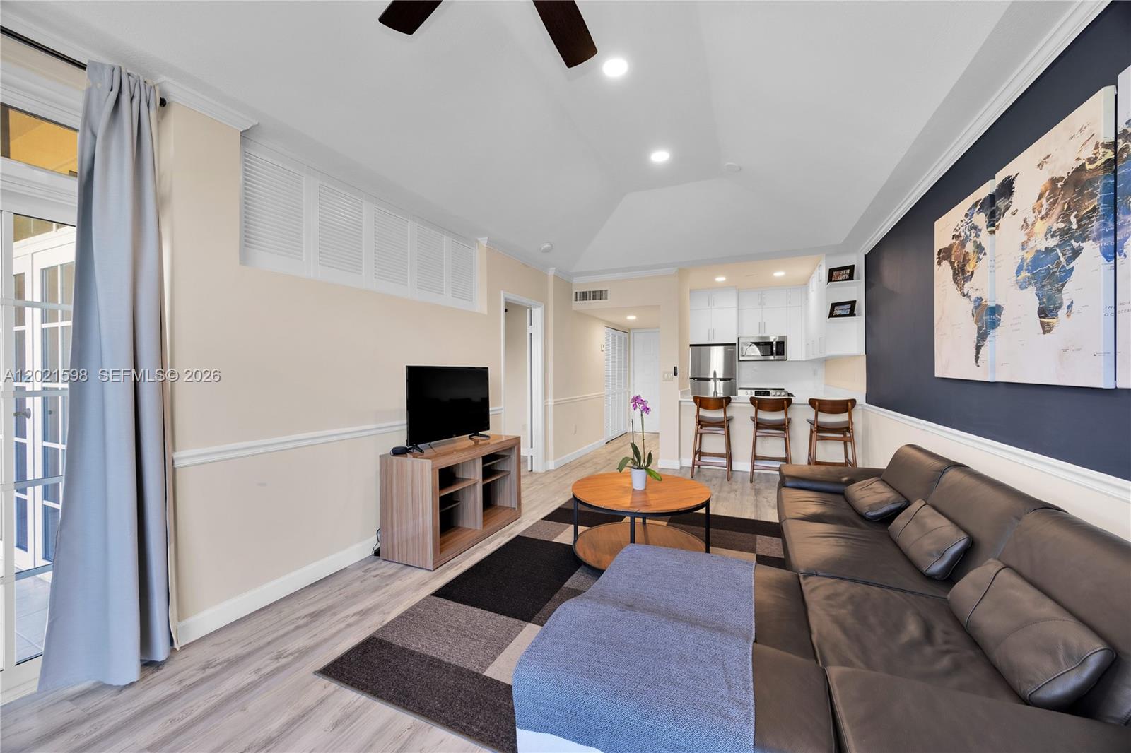 Property photo # 9