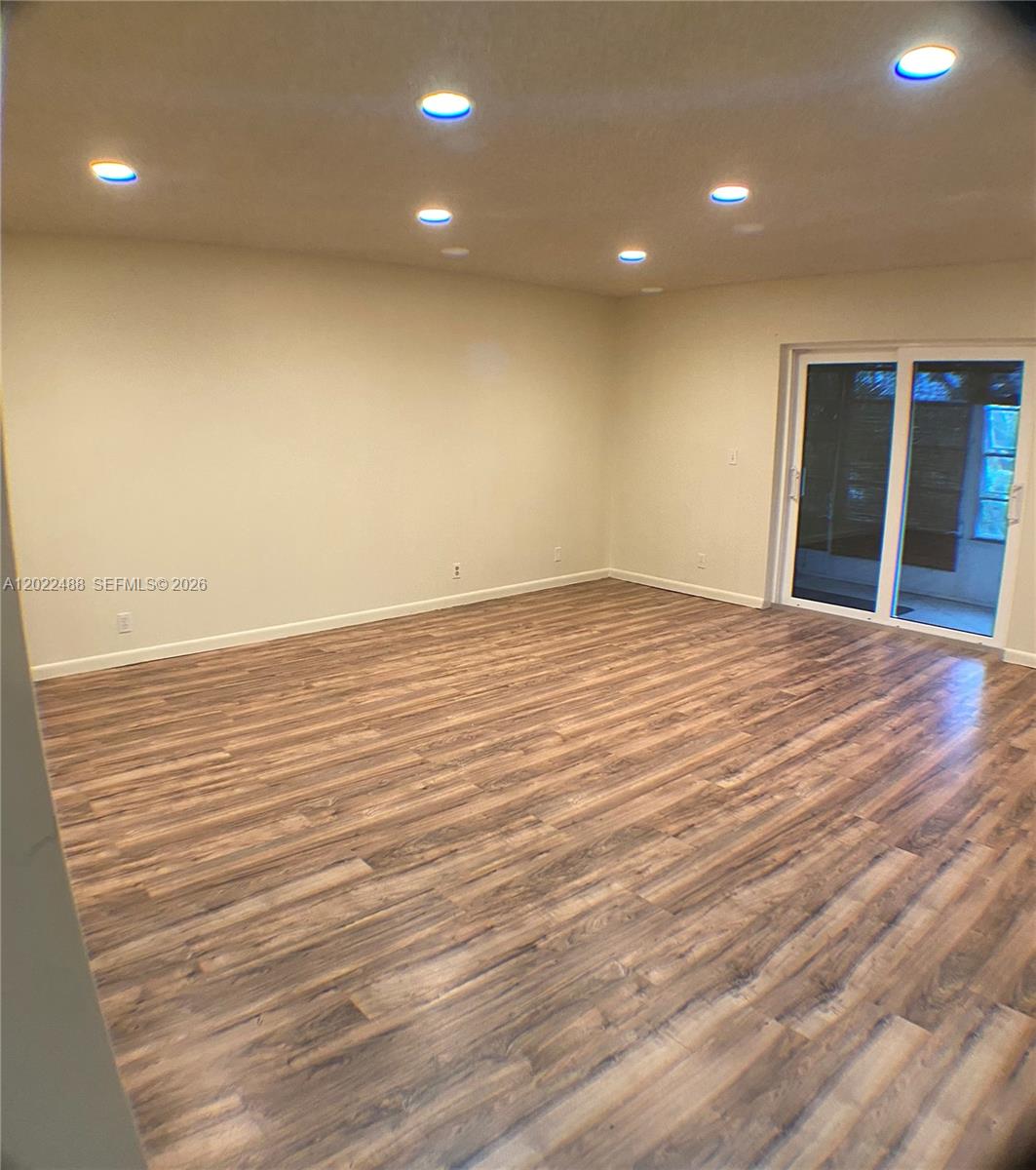 Property photo # 0
