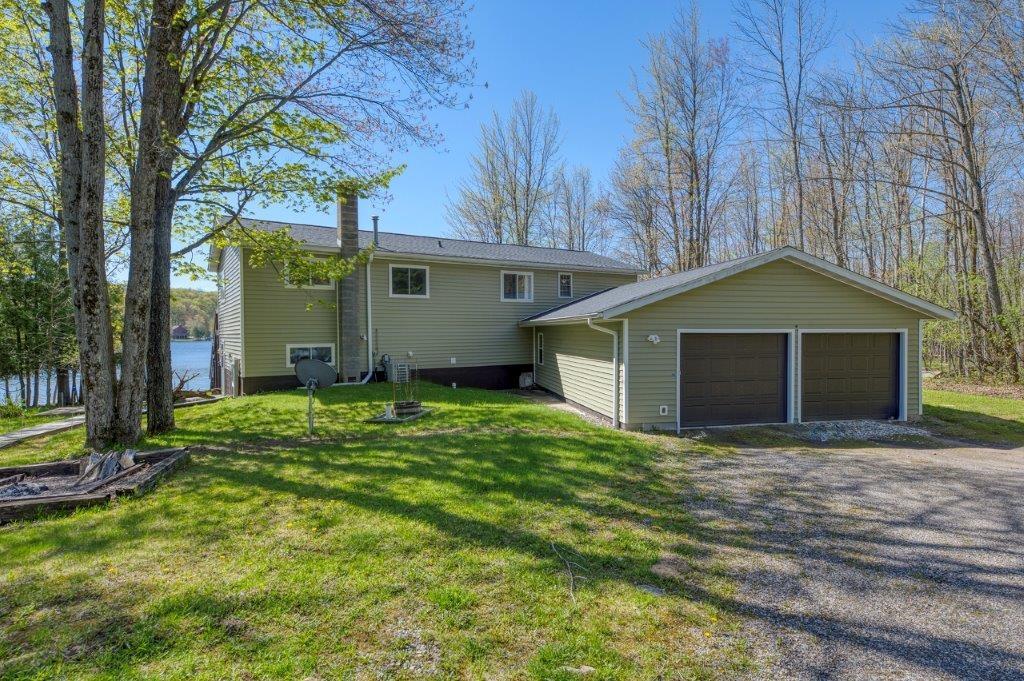 Whiteye Lake Property 11189 Old 8 Rd Photo 3