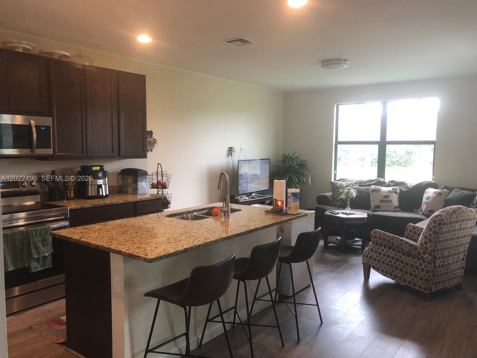 Property photo # 9