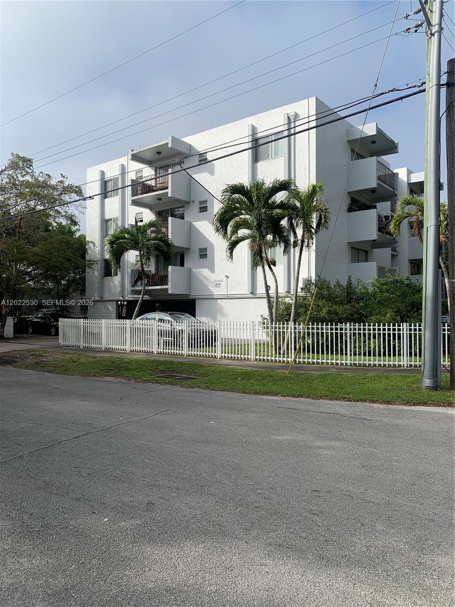 Arch Creek Landing Condo