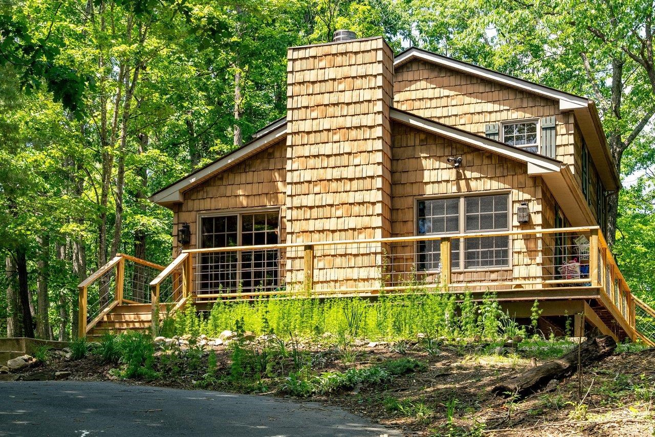 2731 LANIER LN, Mcgaheysville, VA 22840