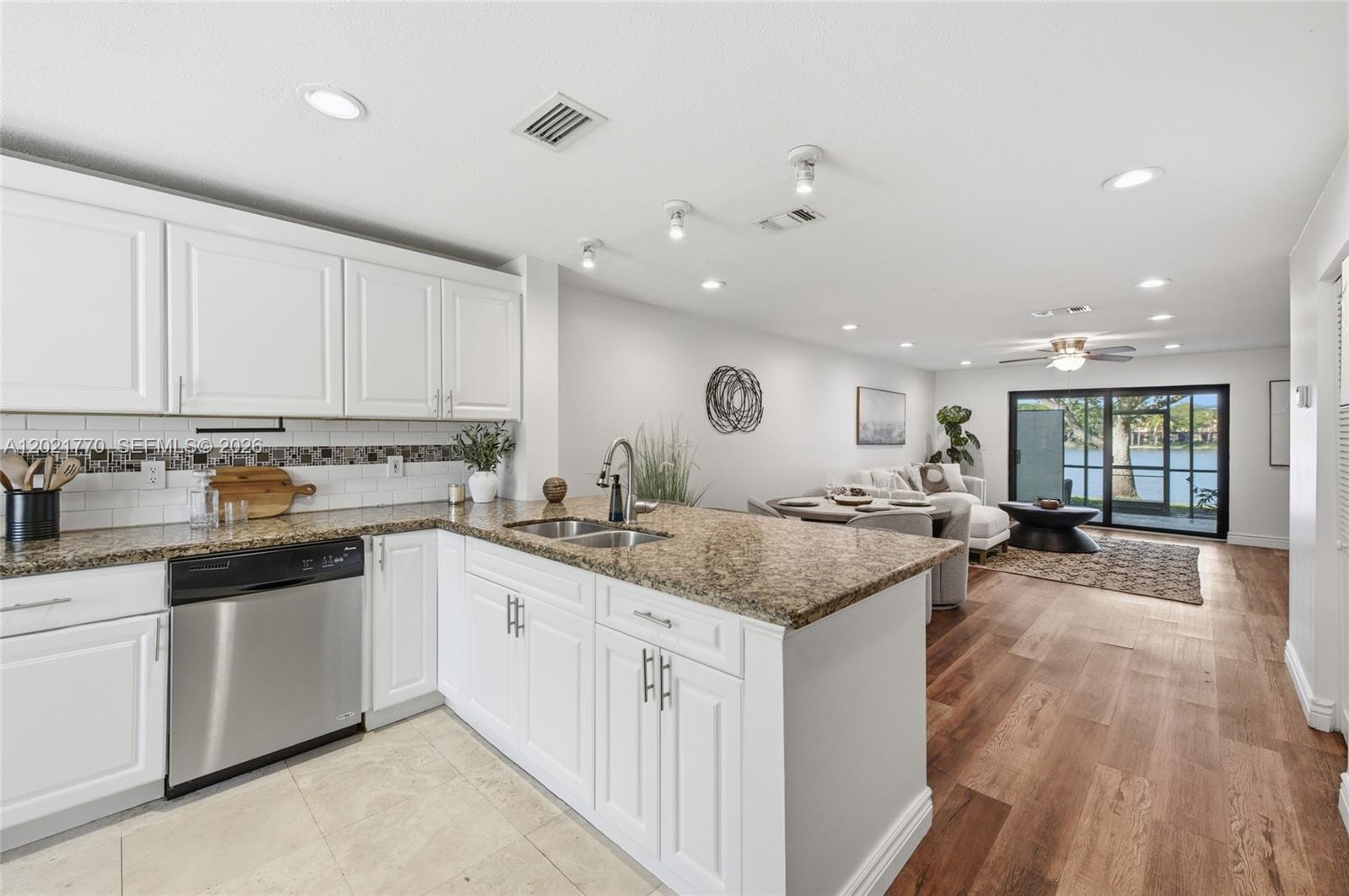 Westview Condominium No E