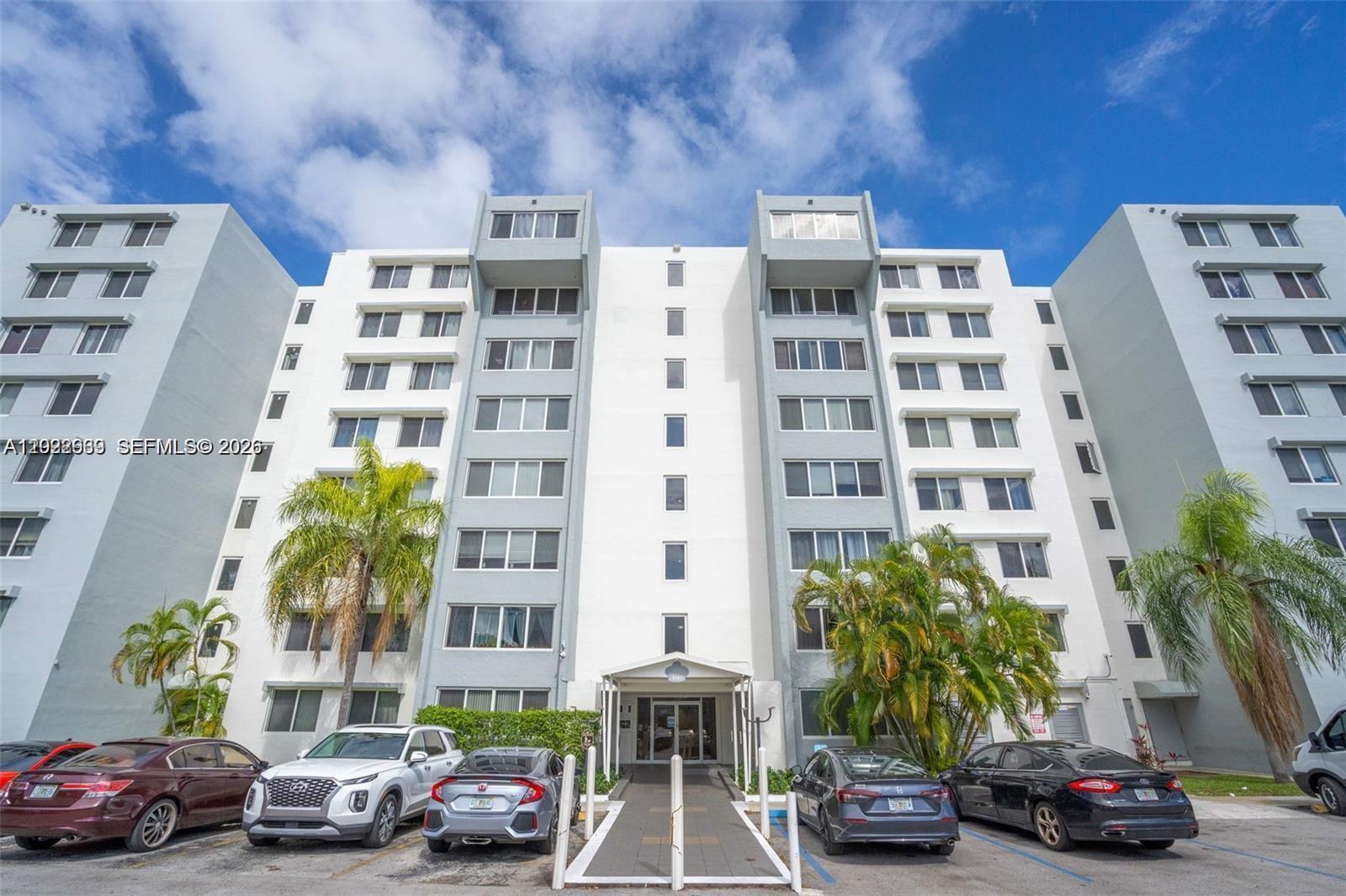Dadeland Place Condo